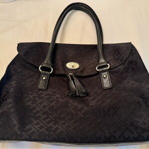 Tommy Hilfiger  Elegant Black Women's Handbag